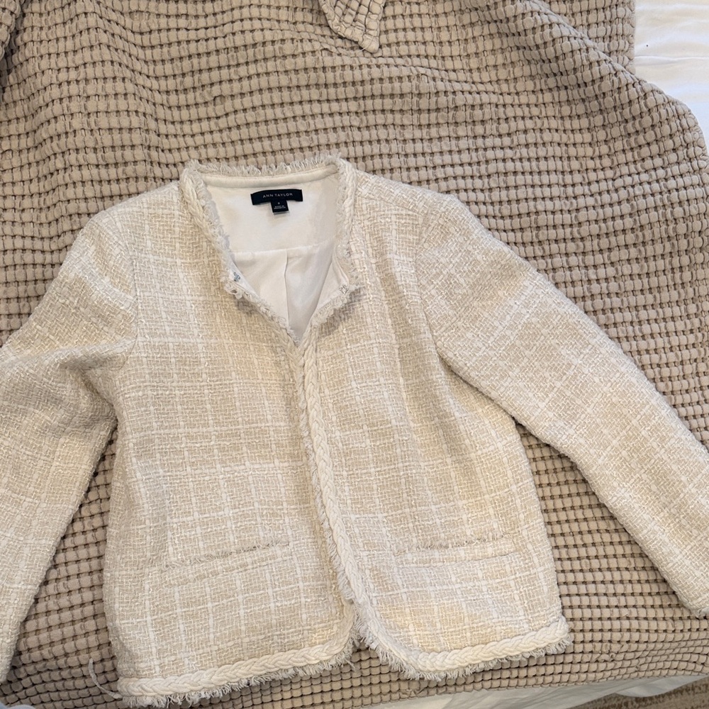 Ann Taylor Beige Textured Blazer